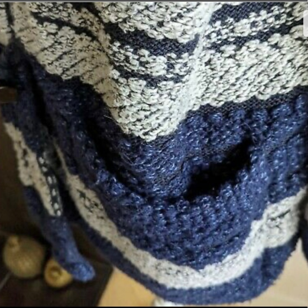 Chaps Indigo Textured Knit Toggle Button Hooded J… - image 7